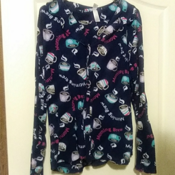 Simply basic flannel PJ's - Picture 2 of 3